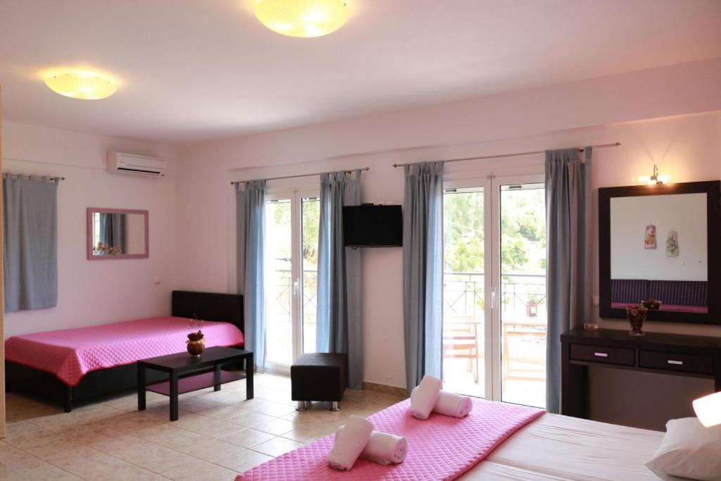 Dafni Studios No2 Parga Exterior photo